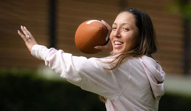 不仅展示了 不仅展示了