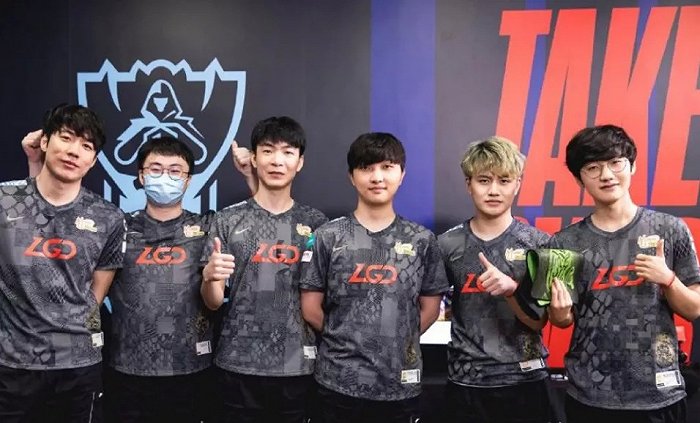 以库明加为 以库明加为